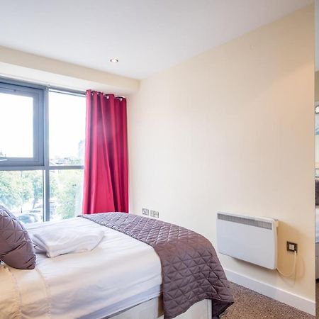 City One Bedroom Apartment With Juliet Balcony In West One - Parking Possible Sheffield Dış mekan fotoğraf